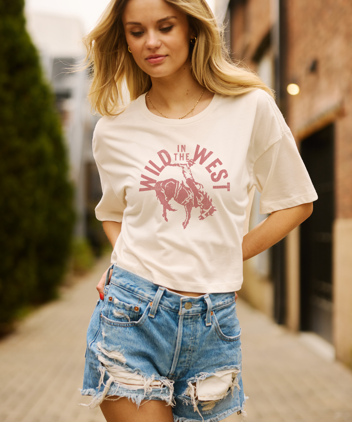Buckin' Wild West Crop